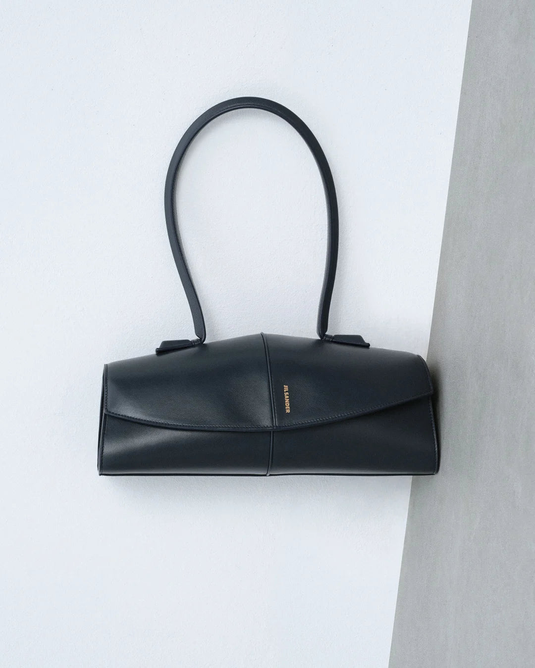 THE LINEA BAG