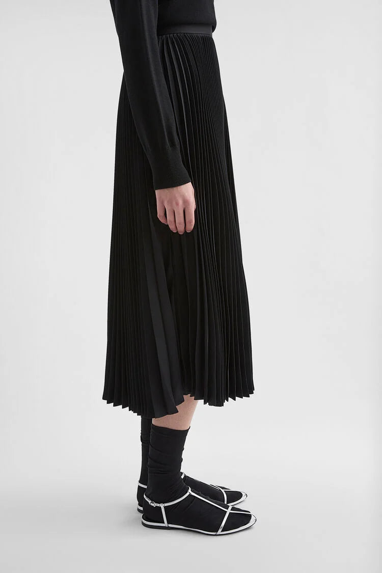 Technical Twill Pleated Skirt