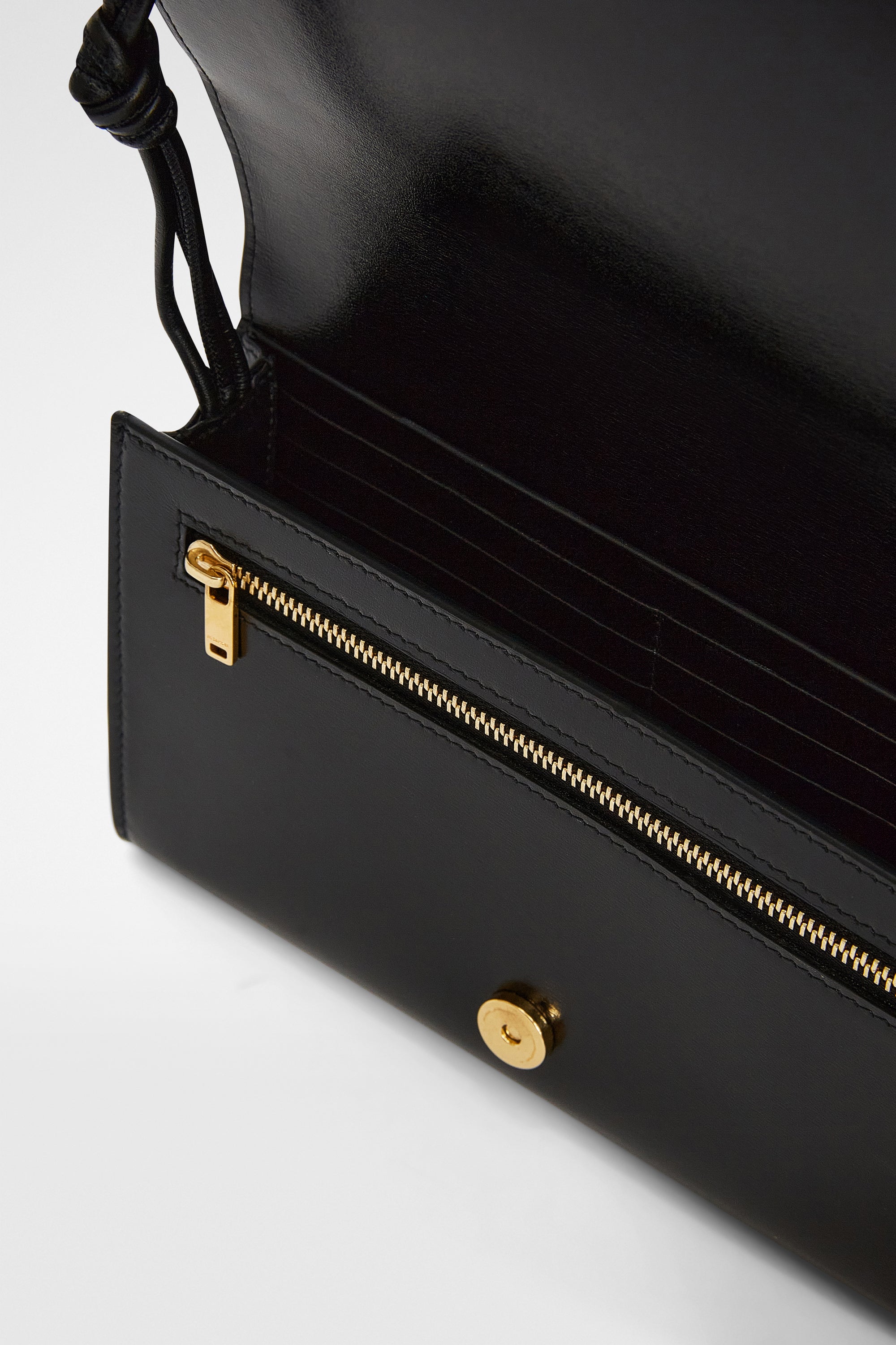 جيل ساندر tangle wallet with strap لـ النساء