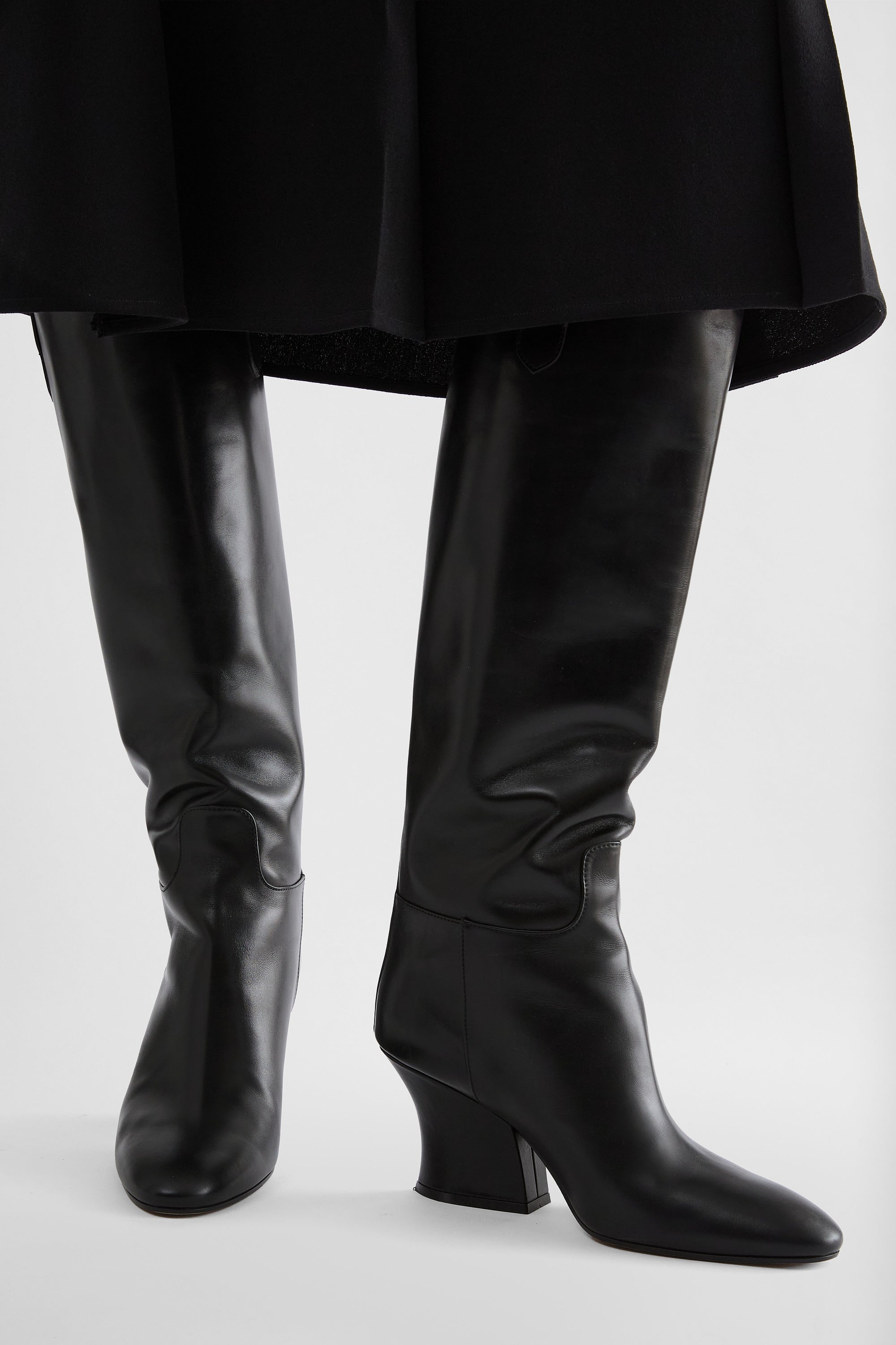 jil sander knee boot for women