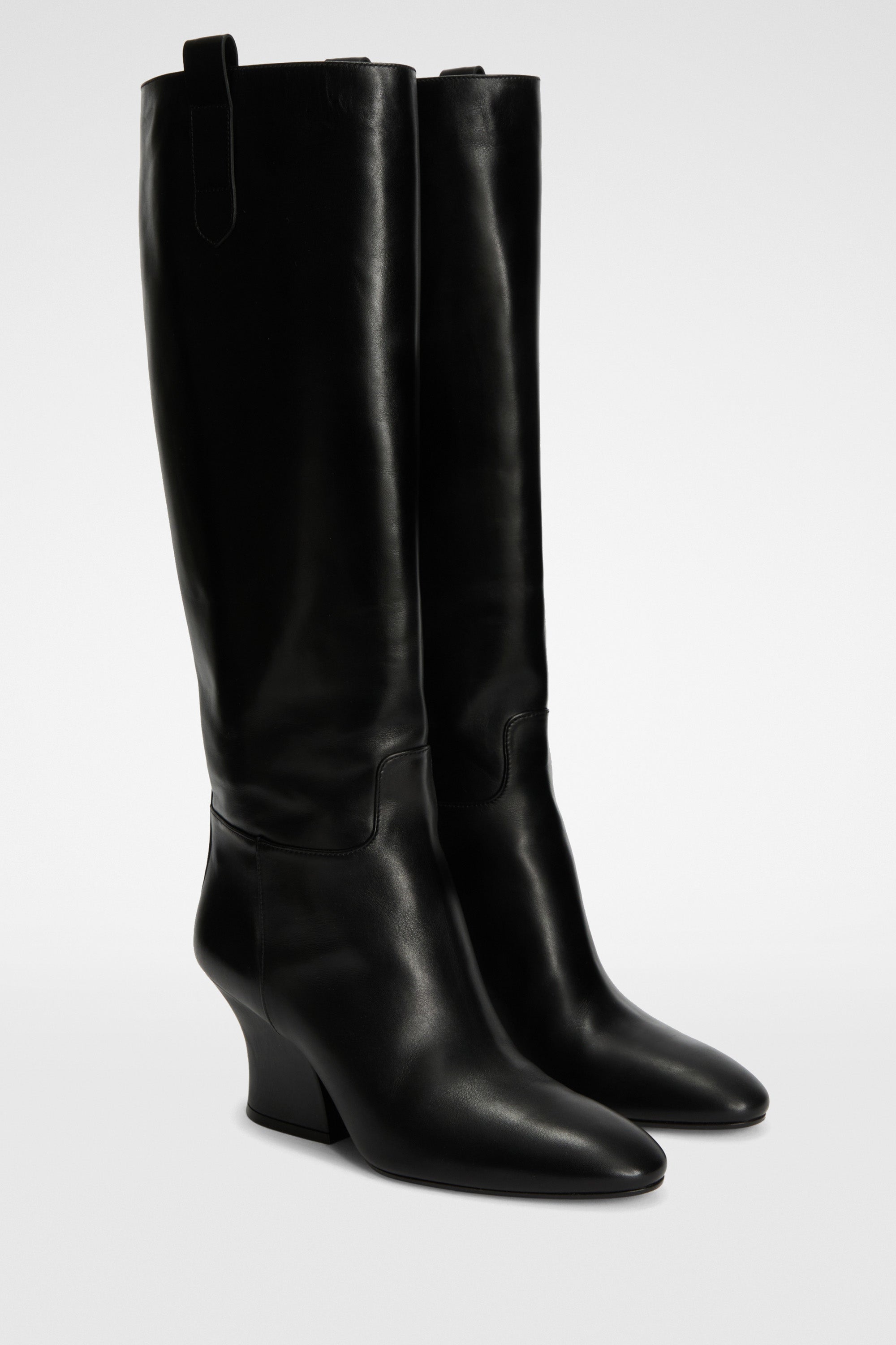 jil sander knee boot for women