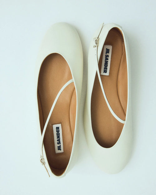 THE EYLSS SHOES