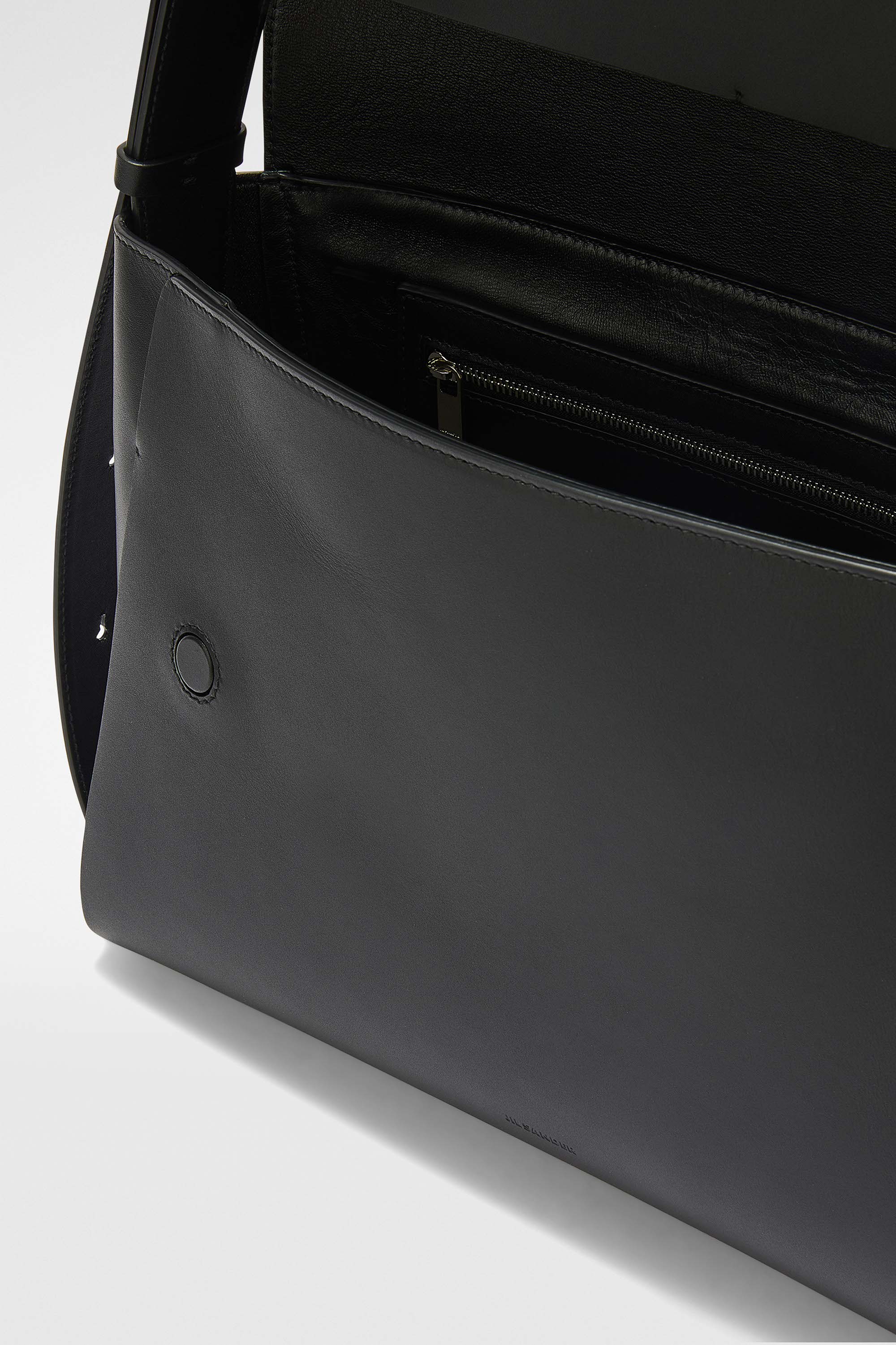 jil sander envelope messenger medium for men