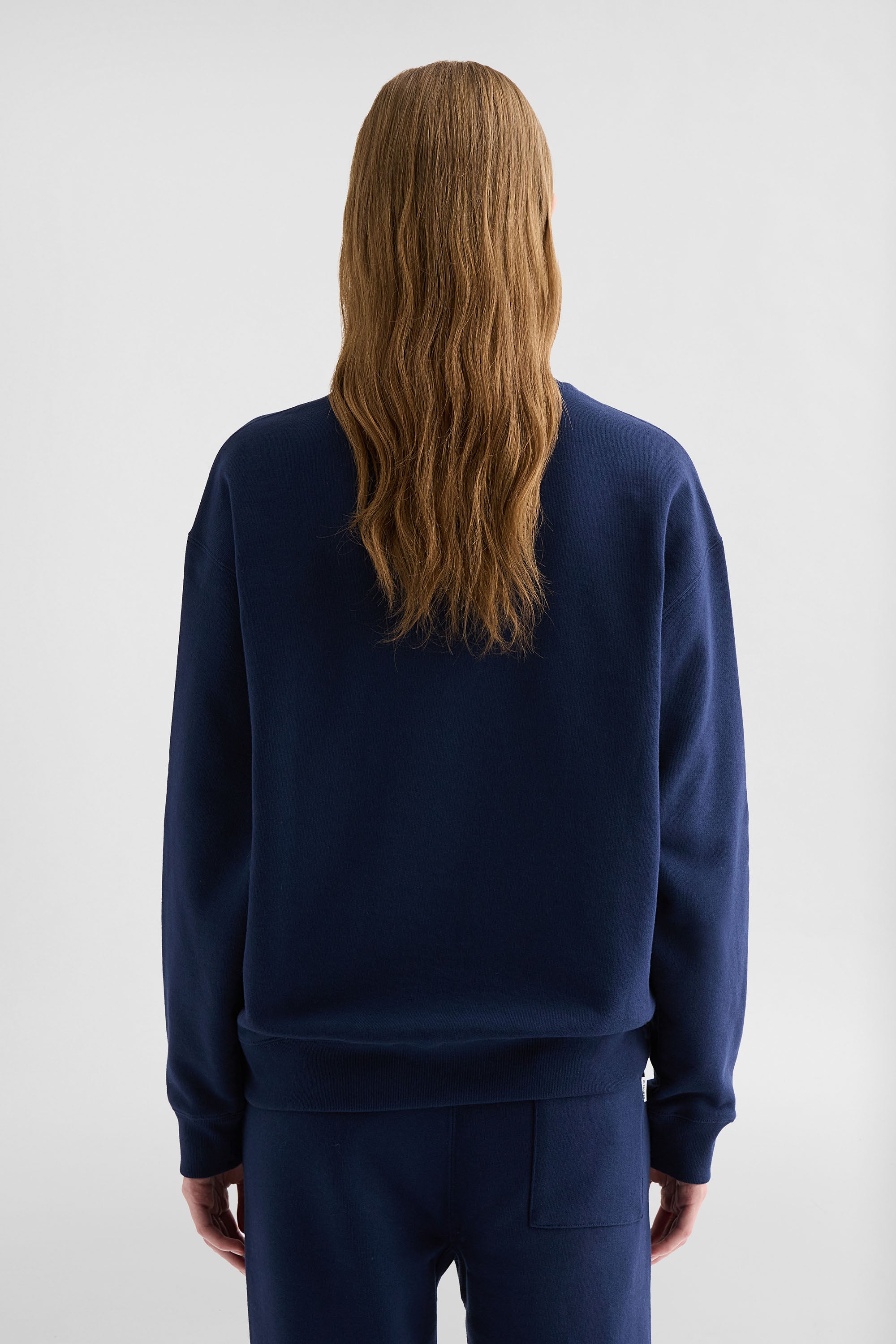 جيل ساندر سويتشيرت بشعار لـ النساء